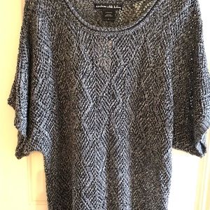 United States Sweater with Ragland Sleeves Size Large.